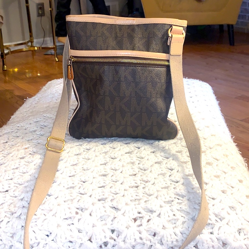 Michael Kors- Brown Logo Crossbody